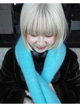 ボコカ(bococa) 【Vicky指名】ホワイトベージュ ブリーチ ブロンドボブ