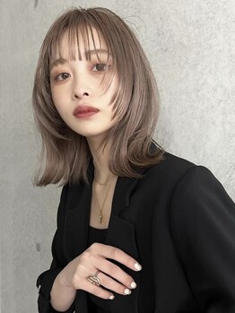 ヨーク(YOKE)の写真/顔周りはトレンドのレイヤーで。丁寧なカウンセリングと高い技術であなただけのStyleに♪[仙台/学割U24]