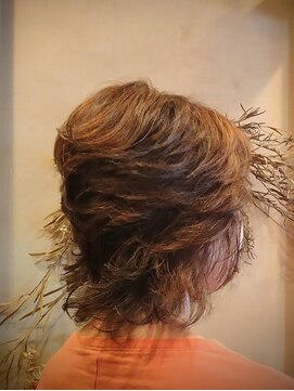 てらべるで 根本ブラウン毛先ナチュラルヘナカラー