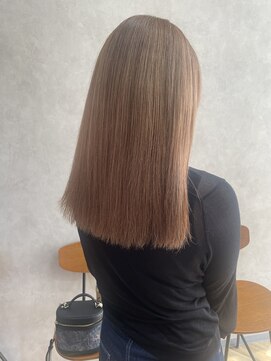 グローバルヘアー バランス(global hair BALANCE) 10代20代 ミルクティーベージュ/ベージュ/ブリーチ/ハイトーン