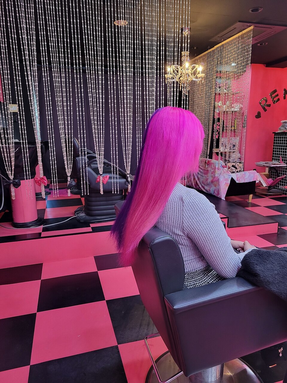 原色派手髪 ツートン 原色パープル 原色ピンク：L264756067