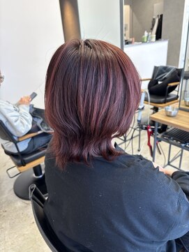 テラス トヨタ(Telasu Toyota) ハイライトのボルドーカラーとウルフレイヤー◎