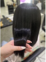 乾かすだけで決まる。忙しい朝の時間でもまとまる髪のご提案