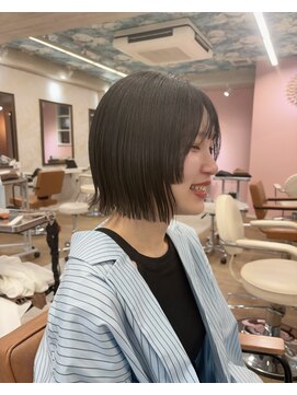 フィガロ ウメダ(FIGARO UMEDA) ダークカラーボブ05.29ダークブルー