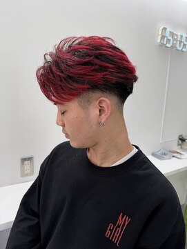イロウ 山口どうもん店(IROW) 赤バレイヤージュ