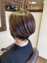 ヘアーズ はれるや(hair's)&nbsp;白髪ぼかしハイライトミディアムレイヤー顔周りカットミセスヘア