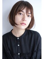 アリシア(arishia) ラベンダーアッシュ×ストレートボブ