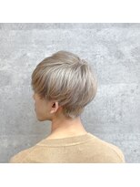 キャラ シャローネ 池袋(Chara Chalone)&nbsp;フェザーマッシュ/ツーブロック/ホワイトベージュ/池袋/本松