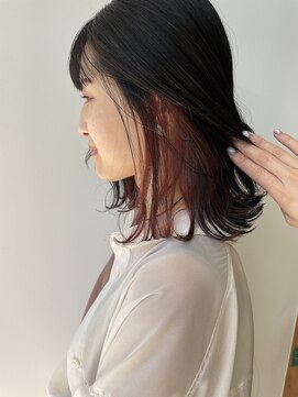 ロックス バイ マグ 松本(rocks BY MAG) 10代20代30代/大人可愛い/艶感ビング/イヤリングカラー/外ハネ