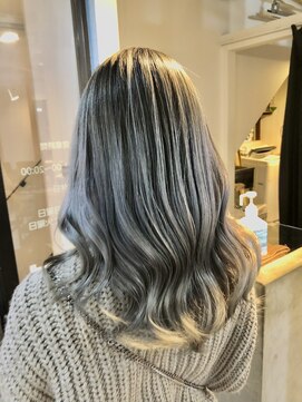 ベルグローアルファ(BELLE GROW ALPHA) ホワイトバレイヤージュ