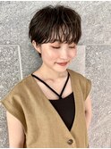 無造作ウェーブのマッシュショート