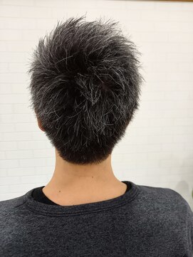 コアフィールドマサコ 小松島店(COIFFURE de MASAKO) スパイキーショート