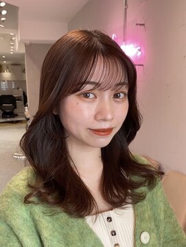 ルームバイシー 新宿(Loom. by Sea) イメチェン×美髪[ワイドバング/韓国/新宿/顔まわり]