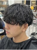 メンズラフセンターパート波巻きスパイラルパーママッシュウルフ