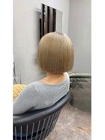 エミーバイモアムー(Emmie byMoremuu)&nbsp;【あいり】ミルクティーカラー