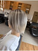 ハイライトショートボブ