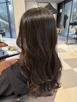 イワイナゴヤ(i i -IWAI NAGOYA-)&nbsp;艶巻きヘア