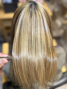 シャイニー ヘアー ダイス(SHINY HAIR DaiCe) 髪質改善トリートメント