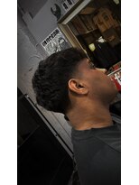 エーピーティートアウエスト(APT. TOR WEST) taper fade