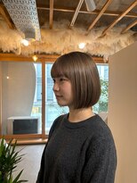 ホロル(horol)&nbsp;眉下前髪のコンパクトなあごラインボブ