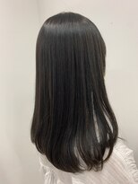 エスカーラ 表参道(THE ESCALA)&nbsp;ブルーグレージュ＆髪質改善トリートメント【タビラマユミ】