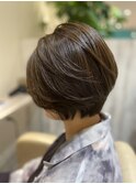 ハンサム×前下りショートボブ