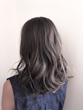 エイト 野々市店(EIGHT) お客様スタイル_デザインカラー_ミディアム