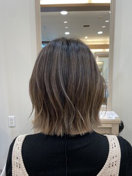 アルターリール(aL ter Rire) 切りっぱなしボブ×バレイヤージュ/デザインカラー/澤瑞絵