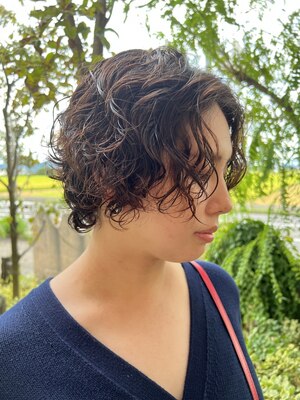 【SNSや雑誌で見た憧れのヘアスタイルをあなたの日常にー】ヘアから心躍る毎日を演出したい