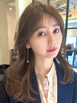 ローネス ギンザ(LONESS ginza) レイヤー/顔まわりカット/グレージュ/暗めカラー/韓国/髪質改善