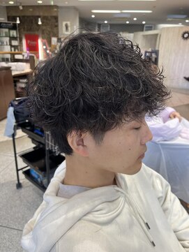 ヘアールーム プリズム(Hair room Prism) 波巻きスパイラル