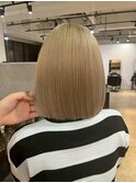blond bob
