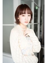 マグノリア オモテサンドウ(MAGNOLiA Omotesando) ワイドバングミニウルフ・・・SAKUYA