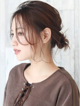 オーガニックサロン シャルール 寺田町店(chaleur)の写真/寺田町駅スグ★【オーガニックカラー+3工程ダメージケアTR】白髪は隠さず“活かす”Styleをご提案します♪