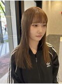 ベージュカラー&ハッシュカット