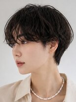 サーカス バイ ビュートリアム 青山(CIRCUS by BEAUTRIUM) 無造作パーマ風ショート×束感ショート|黒髪・小顔カット