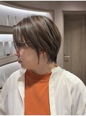 【八重津】立体感◎くびれショート×ハイライト