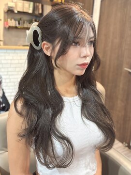 ノエ(Noe) 顔周りロングレイヤー10代20代30代愛されハッシュカット中洲川端