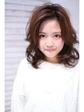 マハロ(MAHALO) 大人可愛いミディー ラフアレンジ