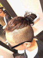 オムヘアーバイグルーマーズ(HOMME HAIR by GROOMER/S)&nbsp;#マンバンヘアー #manbun #メンズロング #hommehair2nd櫻井