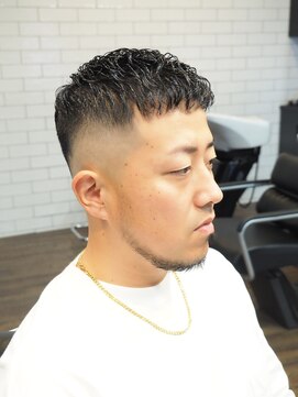 タフ バーバーショップ(TOUGH BARBER SHOP) アイロンパーマ　濡れパン