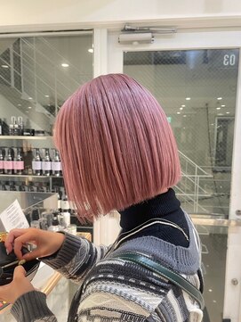 ガリカ シーム(Gallica/SEAM) 【川辺晴加】ぷつっとボブxピーチピンク