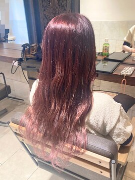 ヘアリゾート粋 ティガ 池袋店(tiga) ピンクカラー/透明感