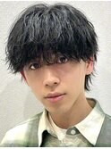 ショートウルフニュアンスパーマツーブロック韓国黒髪マッシュ