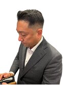 バーバースタイルスキンフェード七三ベリーショートメンズ
