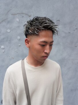 メンズグルーミングナンバーナイン(MEN'S GROOMING NUMBER NINE) ホワイトメッシュ/ツイストスパイラル/フェードカット