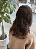 暗髪ツヤ髪ナチュラルミディアム