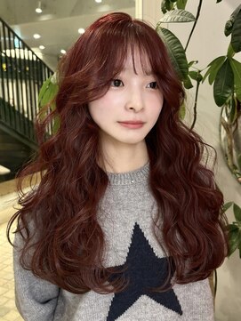 ブリーチなし暖色系◎艶感カシスレッド/ボルドーで大人可愛い