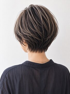 アースオーセンティック 立川店(EARTH Authentic) 白髪ぼかしハイライト