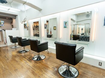 HAIR MAKE a:je【ヘアーメイクアージェ】